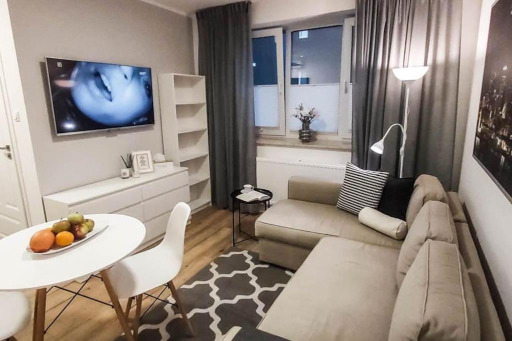 Bezagenta Mozart3 Studio Easy Access To City Wifi วอร์ซอ ภายนอก รูปภาพ